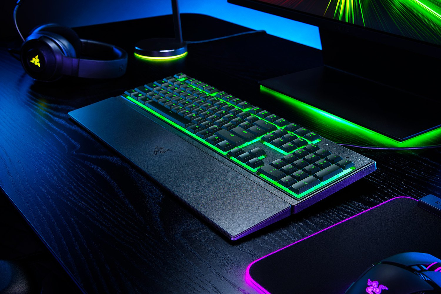 Razer Ornata V3 X - US, Volle Größe (100%), Kabelgebunden, USB, Membran Key Switch, RGB-LED, Schwarz